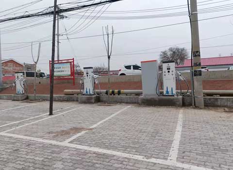 戶外停車場(chǎng)40kw雙槍直流充電樁項(xiàng)目案例 戶外停車場(chǎng)40kw雙槍直流充電樁項(xiàng)目案例
